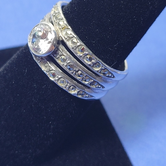 ❤ ESTERLING SILVER RING SIZE 7 - Picture 5 of 9